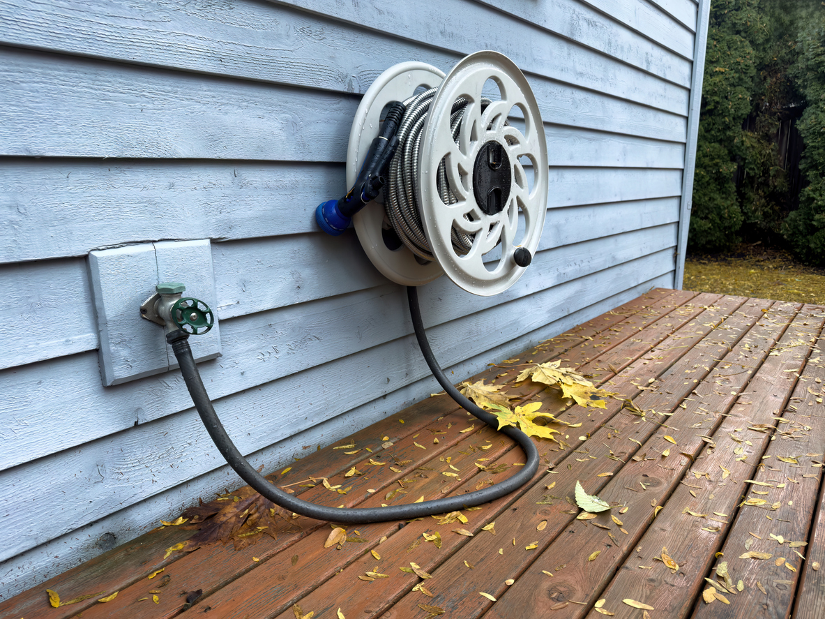 A photo of an outdoor hose in fall